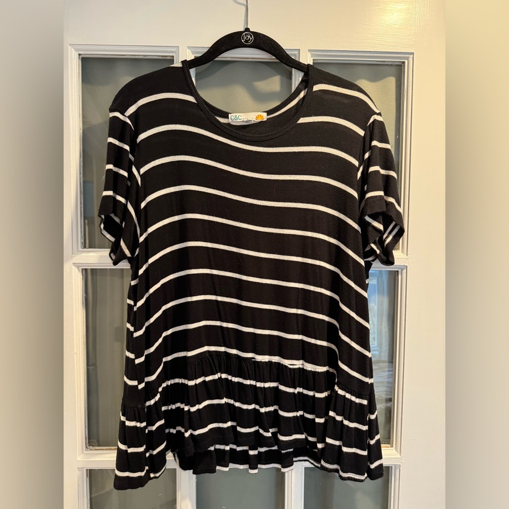 C&C California Black & White Striped T L